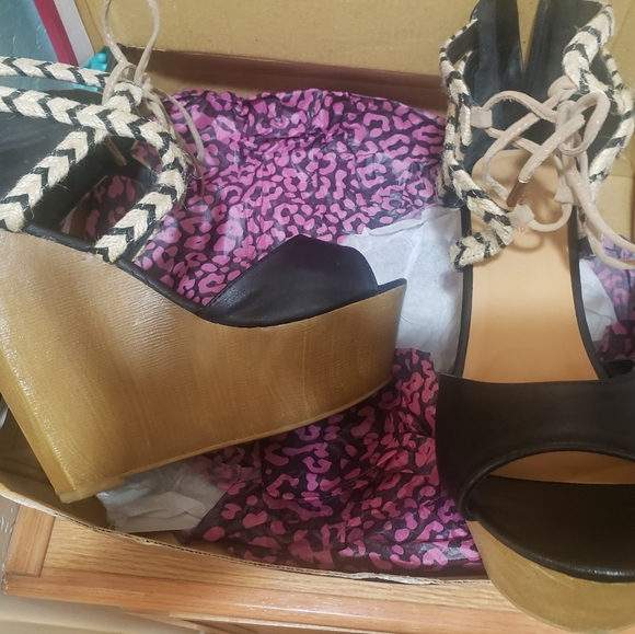 Black ankle tie wedges - Picture 2 of 6